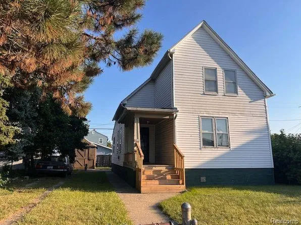 1956 Belmont St, Hamtramck, MI 48212