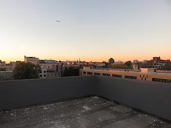 Rented by Rennit Inc.