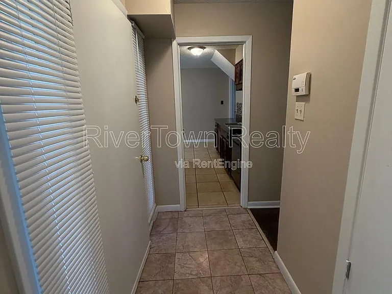 5303 Sunray Dr — Photo 11