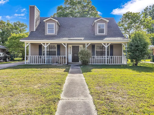 1308 Dunbarton Rd, Montgomery, AL 36117