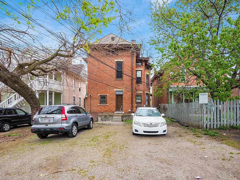 41 King Ave #D — Photo 30