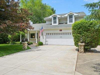 221 Burt St, Tecumseh, MI, 49286