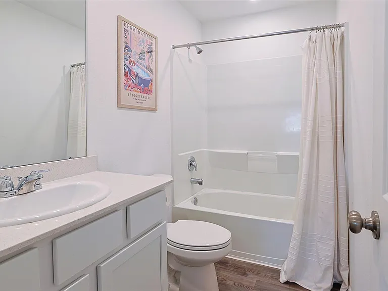 202 Augustine Way — Photo 29