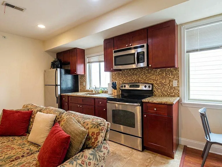 1417 N 17th St #3R — Photo 1