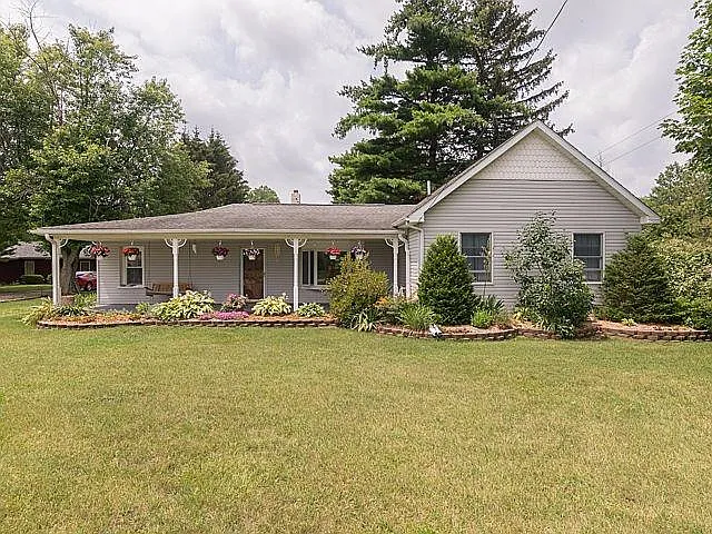 13730 Hoeft Rd photo 1