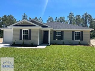 32 Meadowood Dr, Jesup, GA 31545