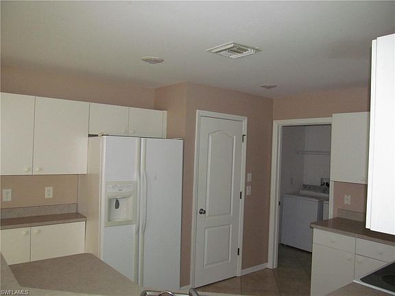 5th image of 1006 Alvin Ave