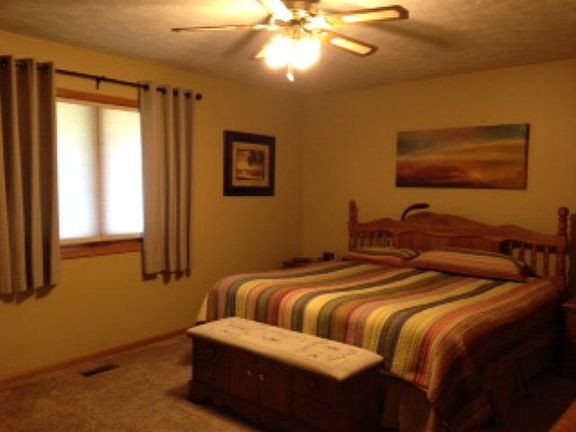 4th image of 3212 Dixie Sq