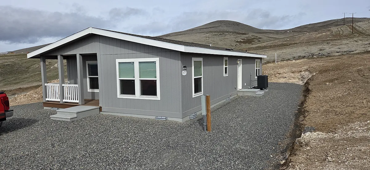 Photo 2 of 13 - 554 N Clark Heights Rd #A - Yakima, WA Building Photo - 554 N Clark Heights Rd #A