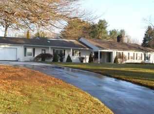 15 Inwood Rd, Woodbridge, CT 06525