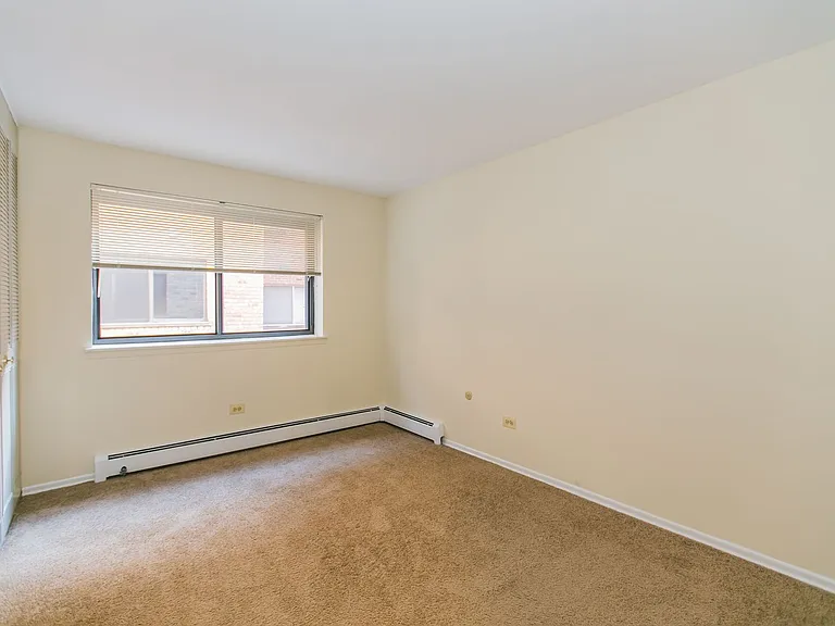 Lincoln Park Living! — Photo 43