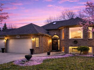 248 Ashwood Cres, Lakeshore, ON