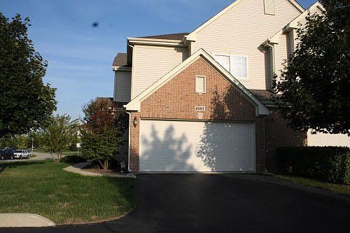 2nd image of 6085 Canterbury Ln #31-1