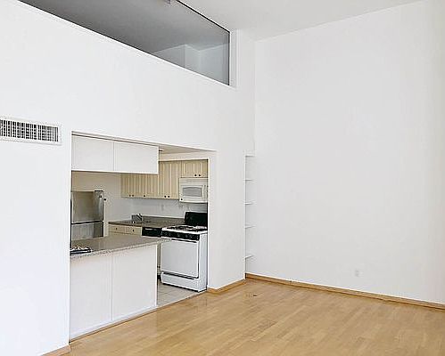 3rd image of 371 Madison St APT 209