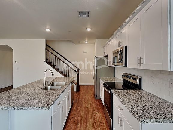 3rd image of 78 Miners Reserve Ln