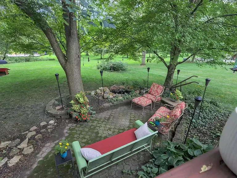 155 Mackenzie Dr — Photo 16