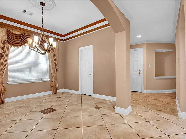 11207 Indian Trails Dr — Photo 10