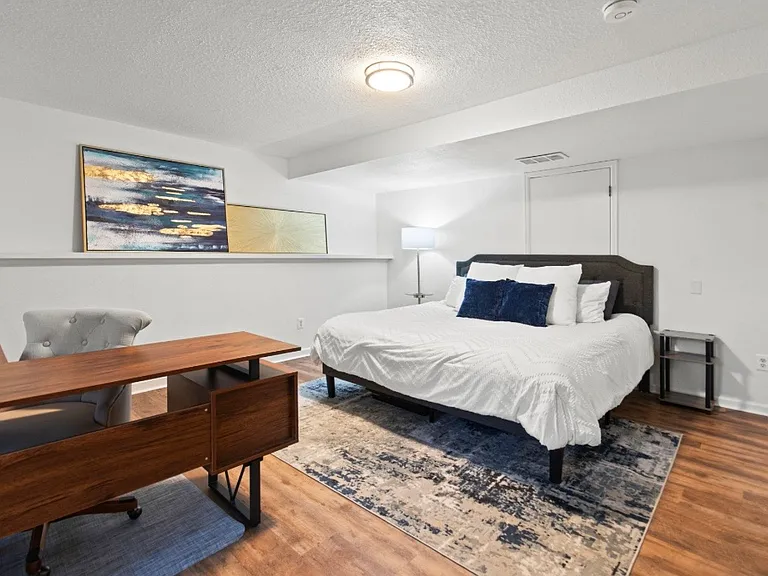 8453 Lightening View Dr — Photo 1
