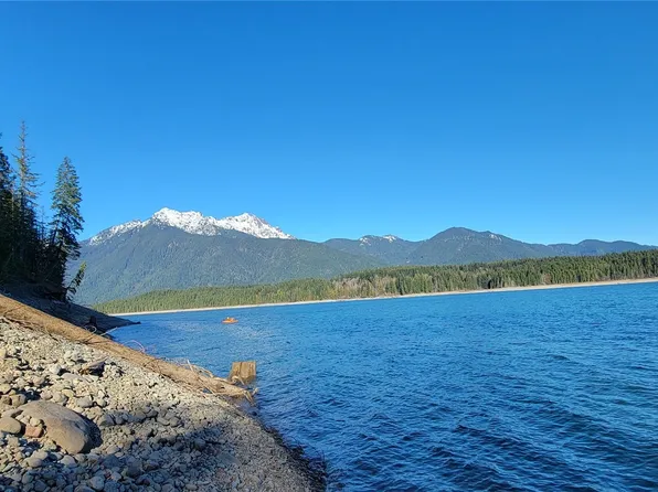 2290 N Cushman Ridge Drive, Hoodsport, WA 98548