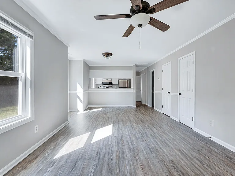 4304 Presley Ct #D — Photo 5