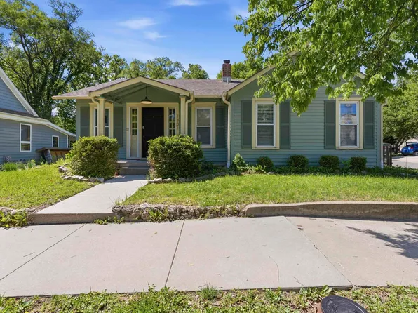 1331 Pierre St, Manhattan, KS 66502