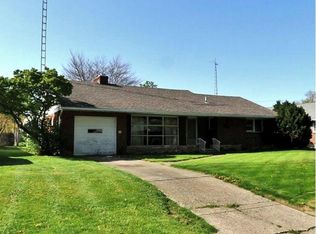 2650 Luverne Ave, Oregon, OH 43616