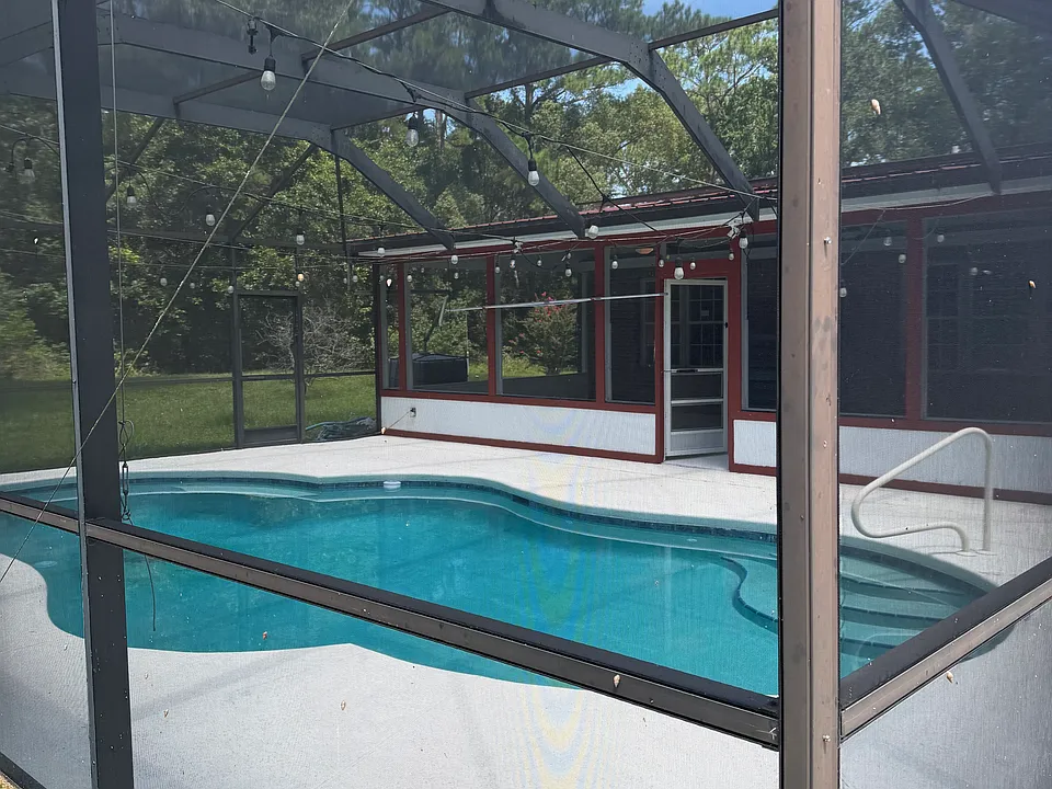 10102 Arnold Rd