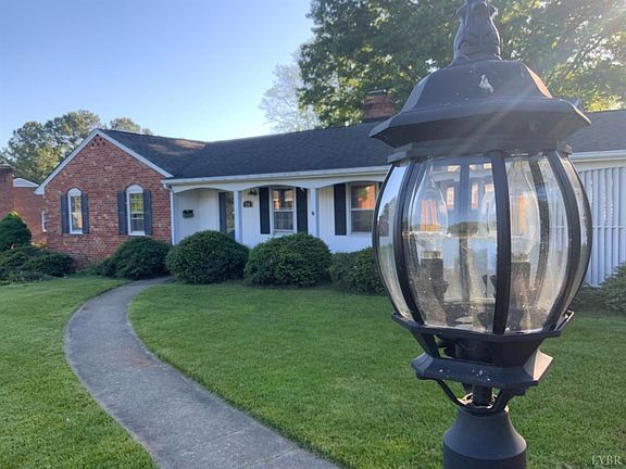 2nd image of 720 Chinook Pl Lot 12