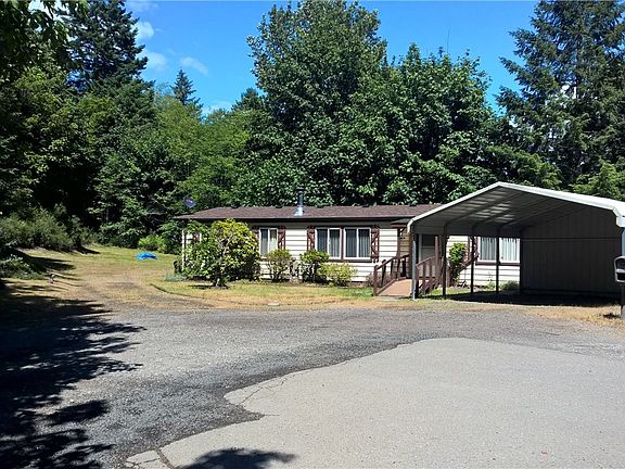 2nd image of 111 NE Little Mission Creek Ln