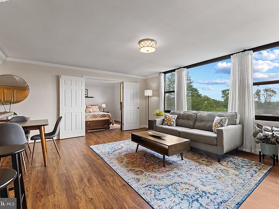 3rd image of 4600 Duke St APT 613