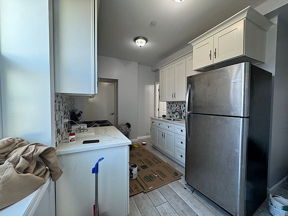 2nd image of 78 Morningside Ave APT 1N
