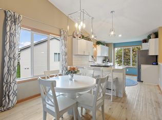 1024 159th Ln NW, Andover, MN 55304