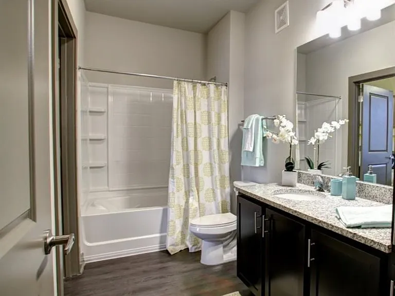 800 Millwood Ln #902-218 — Photo 23