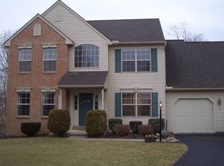 22 Hemlock Dr, Lancaster, PA 17602