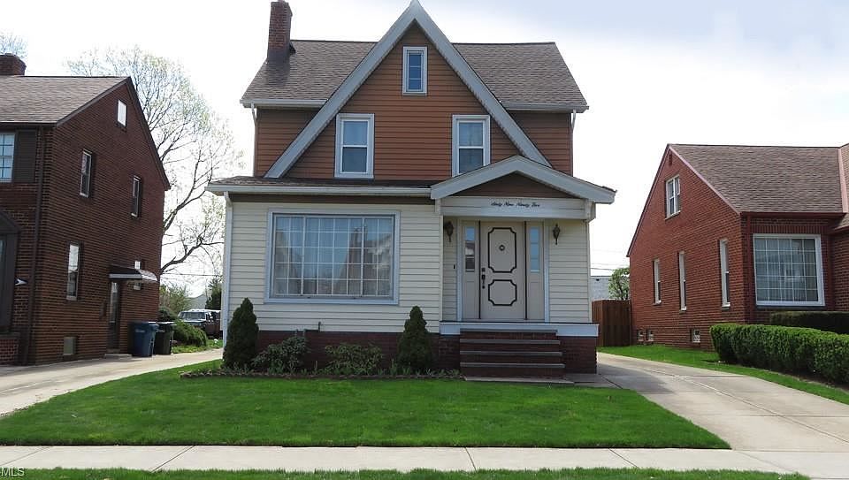 1st image of 6995 Hampstead Ave