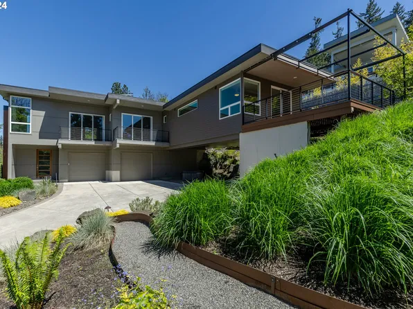 1957 E 28th Ave, Eugene, OR 97403