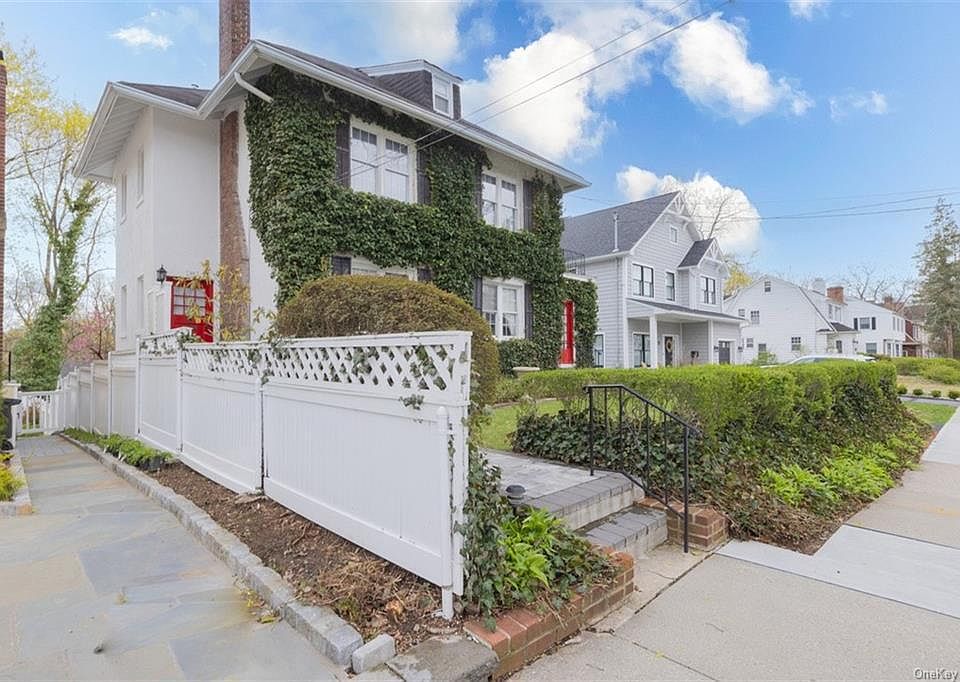 1st image of 35 Chittenden Ave