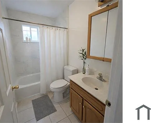 1735 11th Ave — Photo 2
