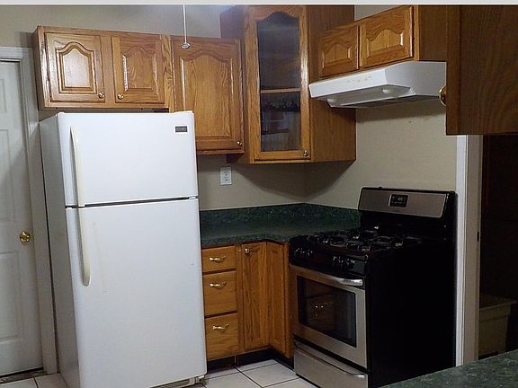 LEFT SIDE OF KITCHEN
