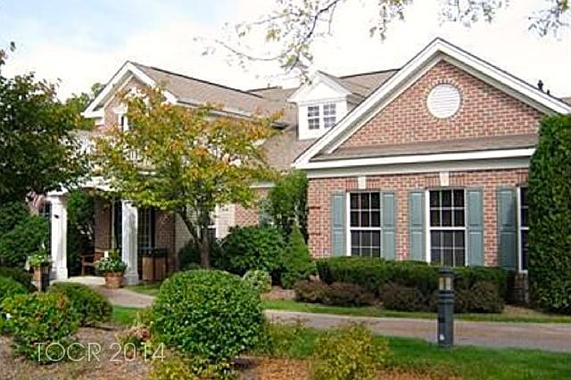 2nd image of 1007 Four Seasons Dr #1007
