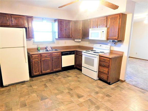 5th image of 606 Kent Dr APT A
