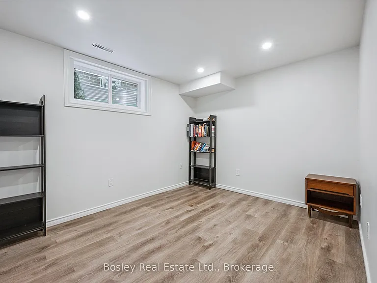 24 Menzie Ave #B — Photo 21