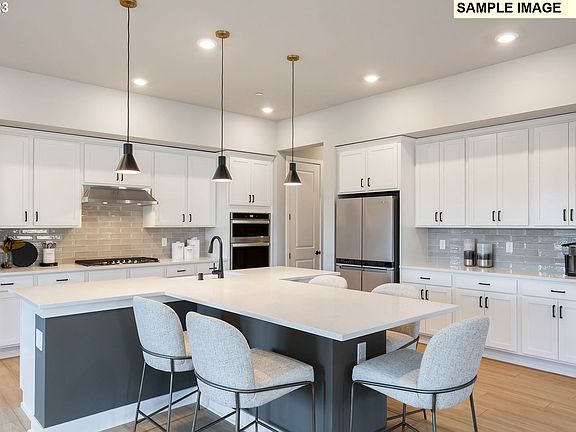 7th image of this home