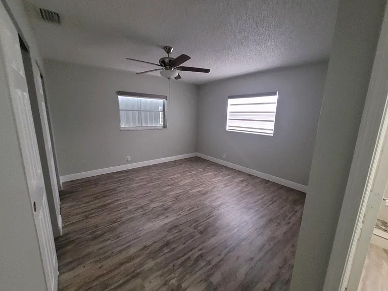 516 NW 54th St — Photo 11
