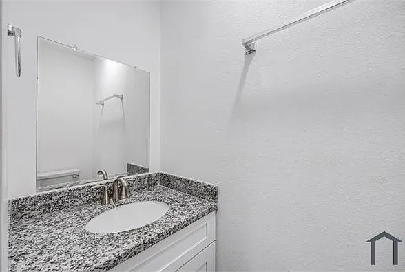 8633 Peachtree St #B — Photo 18