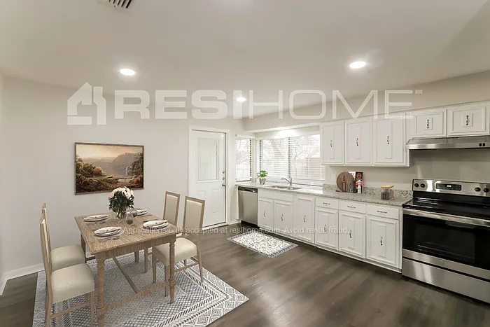 2020 Cedarwood Dr — Photo 4