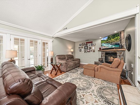 2nd image of 7000 Big Horn Dr APT C16