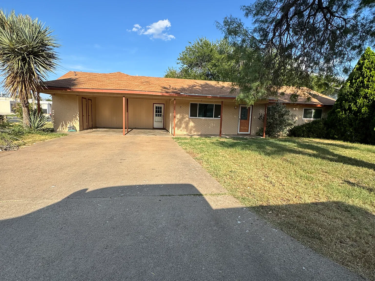 4 bed, 1806 sqft, $1,950 — Photo 1