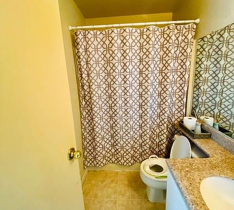 5th image of 1426 Rocklin Ct