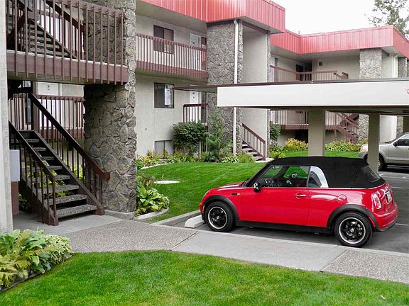 4th image of 166 S Coeur Dalene St APT D-103
